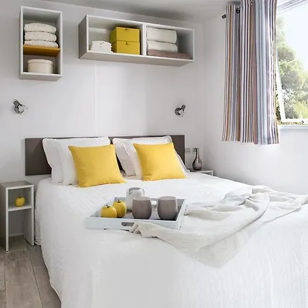 Camping Carazur Mobilhomes *